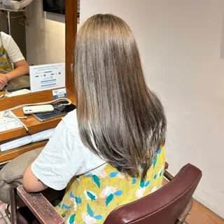 セミロング カラー Yu-ka🌼*･ カラー縮毛矯正❣️のヘアスタイル