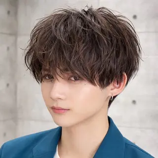 メンズ シャドウ/フェザー ニュアンスヘアメンズのヘアスタイル