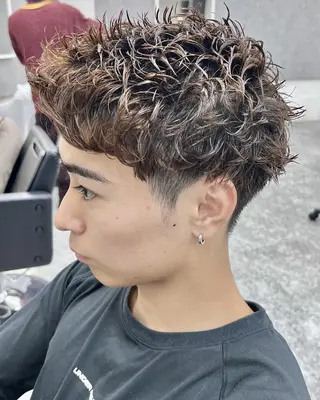 メンズ GLOP HOMME 店長 アオトのヘアスタイル