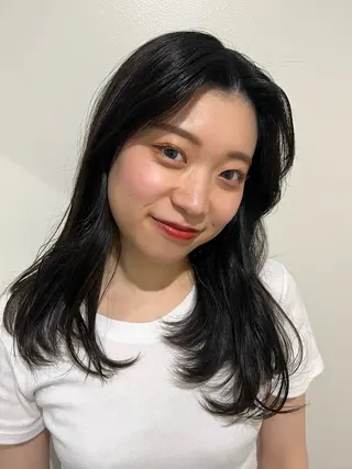 ミディアム お顔まわりカット たなかちなみ🦤♡のヘアスタイル