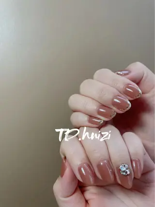 ミディアム めぐみのネイルサロン スタッフ練習のネイルデザイン