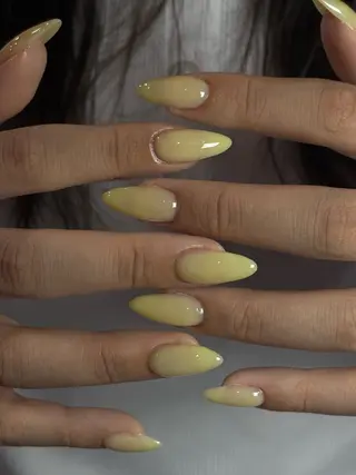 ネイル Dark Honey Ivyのネイルデザイン