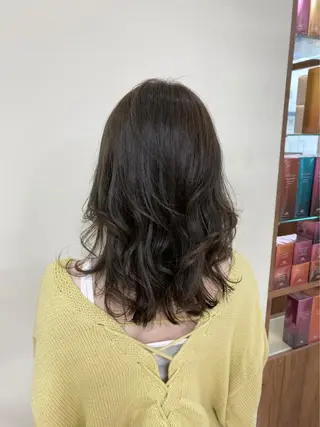 カラー SALOWIN栄 高須大貴のヘアスタイル