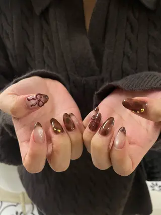 ネイル koyu 🩶のネイルデザイン