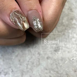 ネイル S. JEWELのネイルデザイン