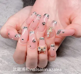 ネイル R inのネイルデザイン