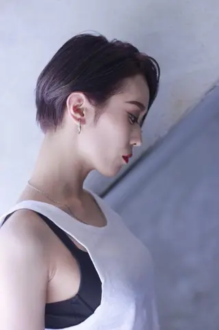 ショート カラー ネイル マツエク・マツパ ヘアアレンジ 君野 彰治のヘアスタイル