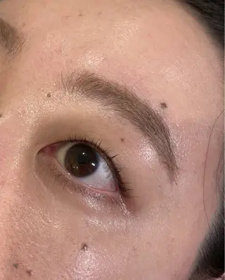 マツエク・マツパ 井上 真里奈のヘアスタイル