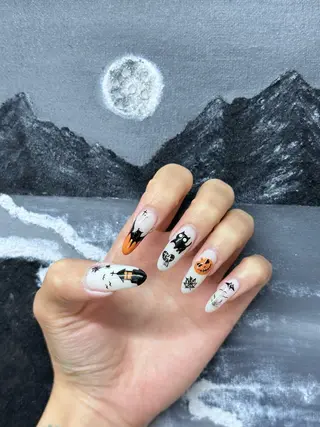 ネイル Iconic Nailのネイルデザイン