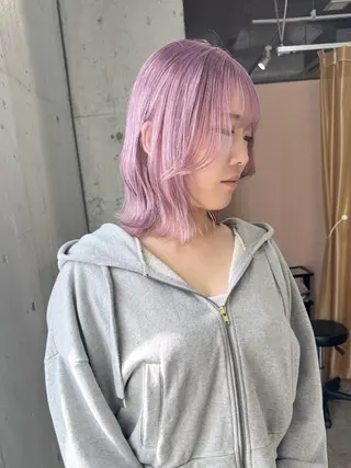 ミディアム カラー ヘアアレンジ lani ブリーチ /ダブルカラーのヘアスタイル