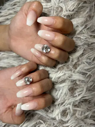 ロング ネイル ✴︎ Delightのネイルデザイン