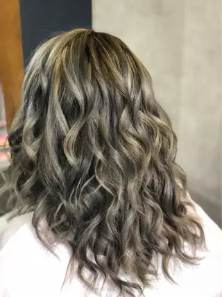 セミロング 西村 雄二/エクステのヘアスタイル