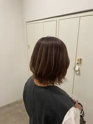 ミディアム 吉川 莉央のヘアスタイル