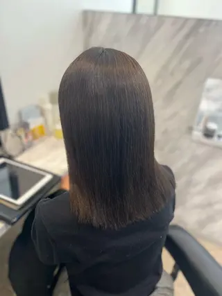 ミディアム カラー 山内 心春のヘアスタイル