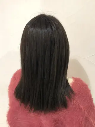 カラー 下池 紗加のヘアスタイル
