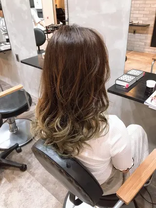 セミロング カラー 中村 優志のヘアスタイル