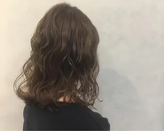 ミディアム カラー ︎︎🧸 ユリ ︎︎🧸のヘアスタイル