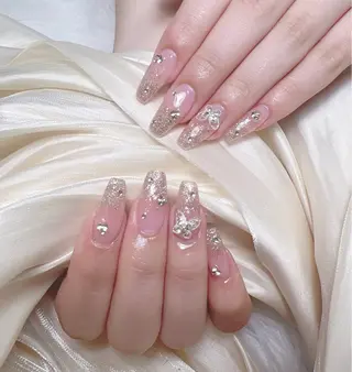 ネイル uu ネイルサロン関内🌼のネイルデザイン