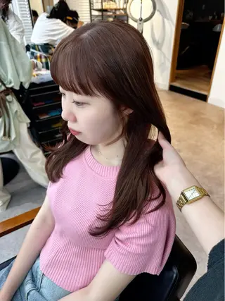 ロング カラー パーマ ヘアアレンジ メンズ キッズ レイヤーカット／顔周 りカット/縮毛矯正のヘアスタイル