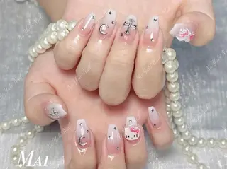 ネイル 🦋 Queenieのネイルデザイン