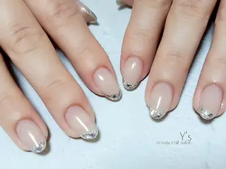 ネイル YUMI NAGAI  のネイルデザイン