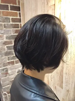 ショート パーマ クボキ サヤのヘアスタイル