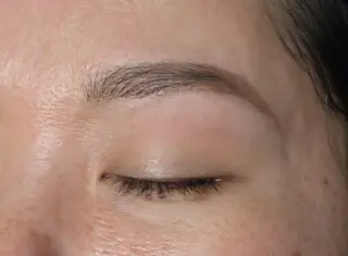 アイブロウ フェイシャルワックス GLOW所属・渡邊 真依のエステ・リラクイメージ