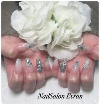 ネイル Nail salon Evranのネイルデザイン
