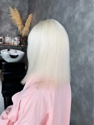 ミディアム フジマ ハルナのヘアスタイル