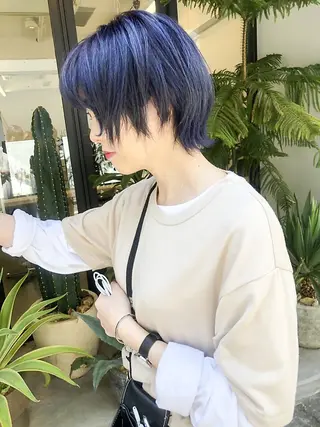 ショート カラー leben serikaのヘアスタイル