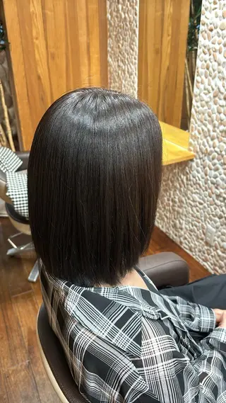 ミディアム カラー ボブスタイル/ えぐちりほのヘアスタイル