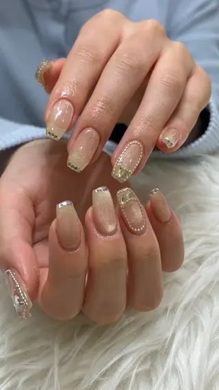 ネイル シオリ ⪩⪨のネイルデザイン