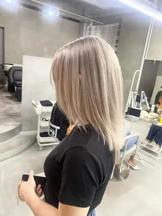 セミロング カラー 前橋 姫奈のヘアスタイル
