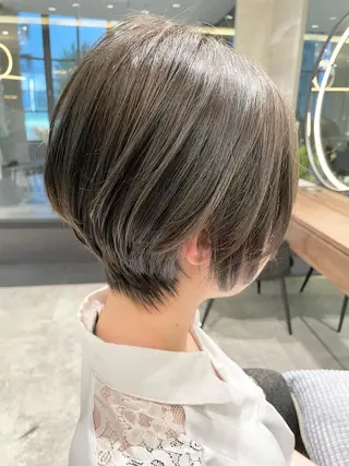 ショート カラー ✨透明感カラー✨ ✨小顔カット✨山木のヘアスタイル