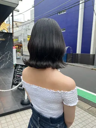 ショート カラー 似合わせヘア🫶🏻 つきいてるみのヘアスタイル