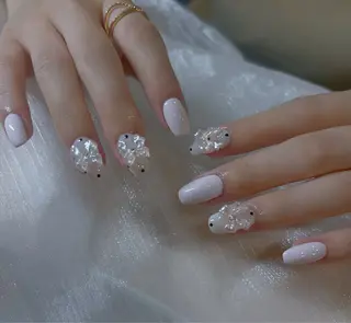 ネイル MQueen ネイルサロンのネイルデザイン