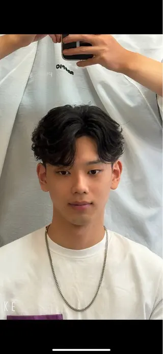 ショート パーマ メンズ カルマ/毛流れ/ メンズヘア/荒井博之のヘアスタイル