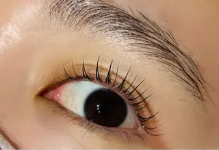 マツエク・マツパ make room Blissのヘアスタイル