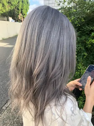 カラー ダブルスキルエクステ /羽エクステ白石宇由のヘアスタイル