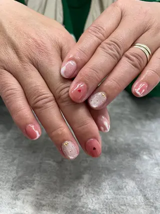 ネイル Mus’Fam 入谷玲生奈のネイルデザイン