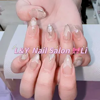 ネイル L&Y Nail🎀 思雪のネイルデザイン