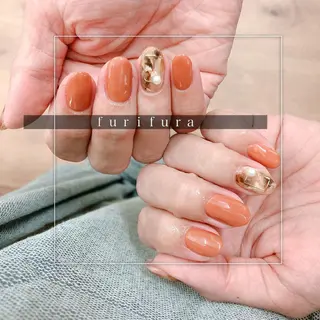 ネイル f u r i f u r aのマツエク・マツパデザイン