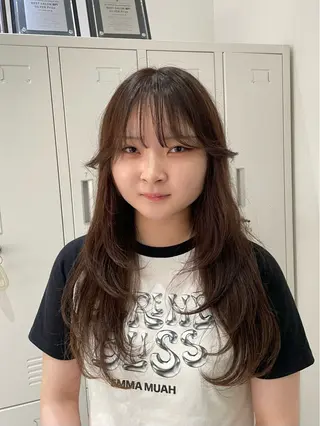 ロング カラー フェイスレイヤー/ 小顔/髪質改善　関のヘアスタイル