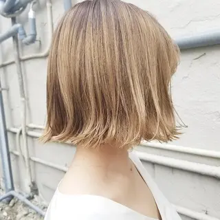 ショート 🙃 透明感カラー/ボブのヘアスタイル