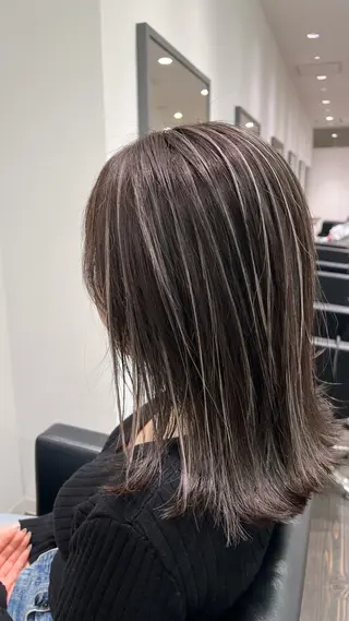 カラー レイヤーカット 早崎太生のヘアスタイル