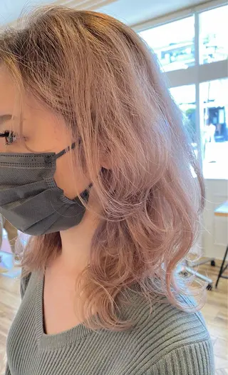 セミロング 杉田 健太のヘアスタイル