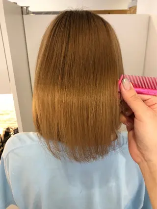 ミディアム カラー まつパ・ストレート モデルBAGUS凜華のヘアスタイル