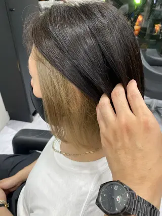 カラー Luce 杉本のヘアスタイル