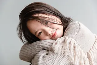 ミディアム カラー ツジガキ ユウスケのヘアスタイル