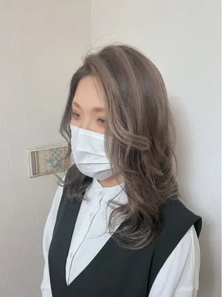 ロング カラー Pono ーポノーのヘアスタイル